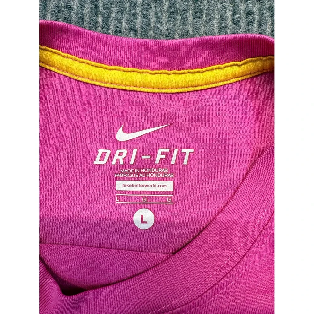 Nike livestrong dri